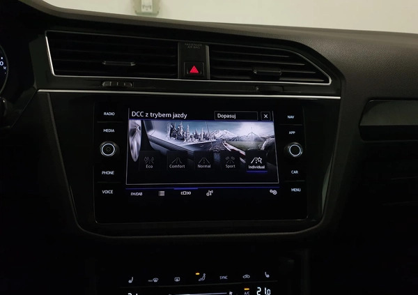Volkswagen Tiguan cena 134999 przebieg: 141000, rok produkcji 2021 z Głuszyca małe 781